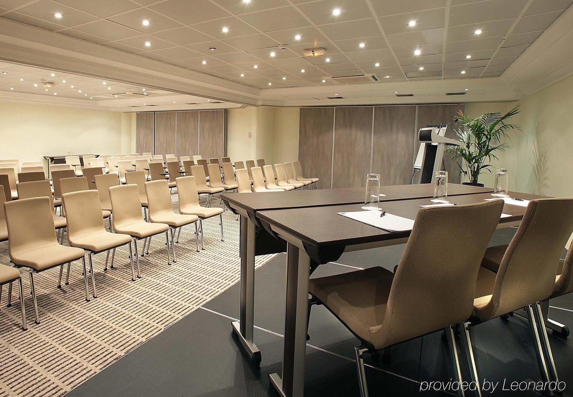 Ac Hotel By Marriott Ambassadeur Antibes - Juan Les Pins Бизнес фото